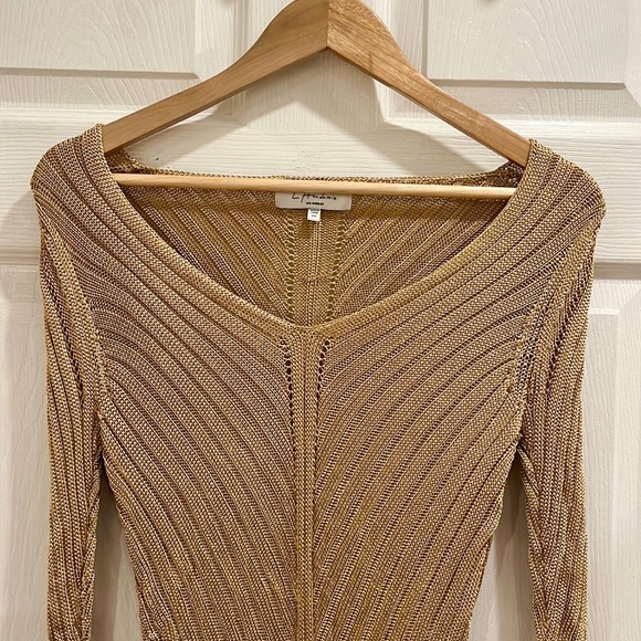 L’Academie Mavis Ribbed Knit Gold Sweater - Picture 3 of 13